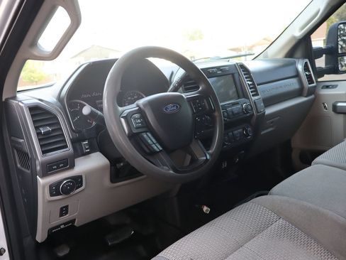 Used 2019 Ford F350 XLT w/ XLT Value Package AWD/4WD image 15