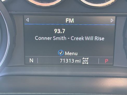 Used 2021 Chevrolet Tahoe Z71 image 17