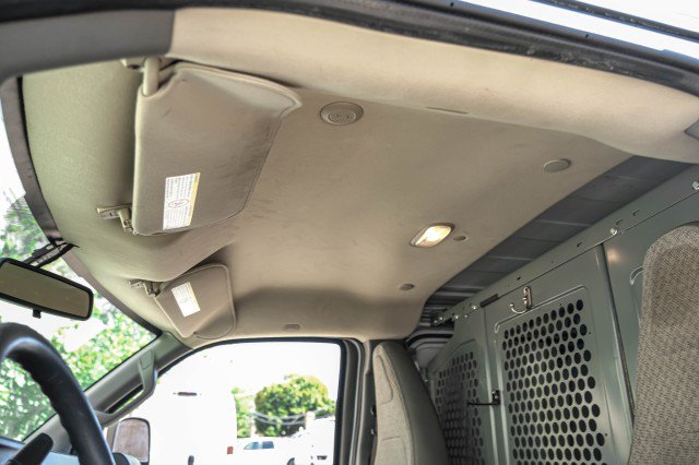 Used 2020 Chevrolet Express 3500 w/ Driver Convenience Package RWD image 18