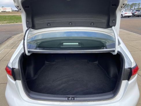 Used 2024 Toyota Corolla LE image 25