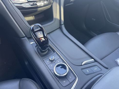 Certified 2024 Cadillac XT5 Premium Luxury image 33