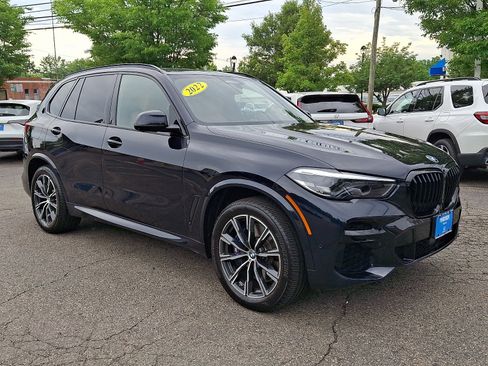Used 2022 BMW X5 M50i AWD/4WD image 3