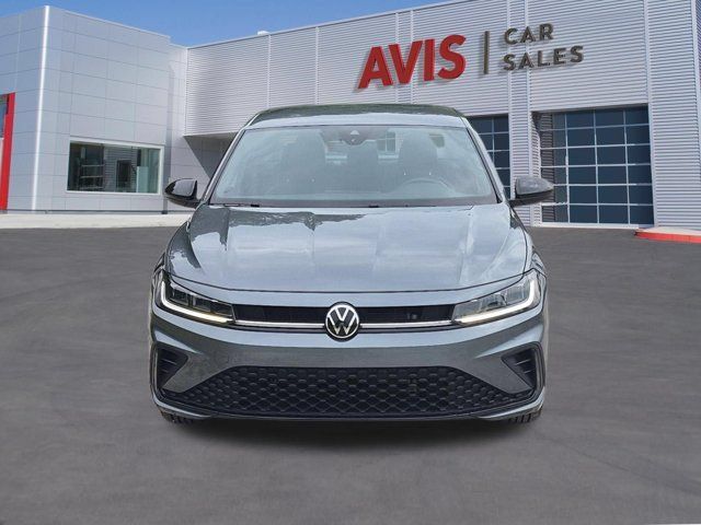 Used 2025 Volkswagen Jetta Sport FWD image 2