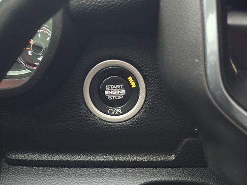 Used 2021 RAM 2500 Laramie image 29