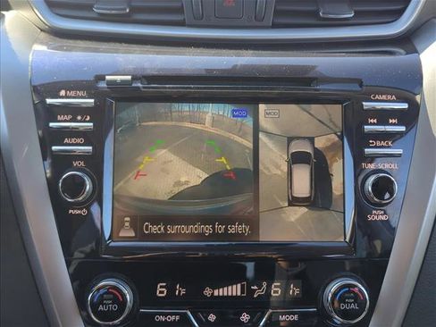 Used 2024 Nissan Murano SL image 14