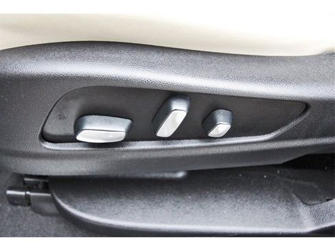 Used 2019 Cadillac XT5 Luxury image 27