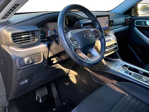 Used 2021 Ford Explorer XLT w/ Class III Trailer Tow Package image 18