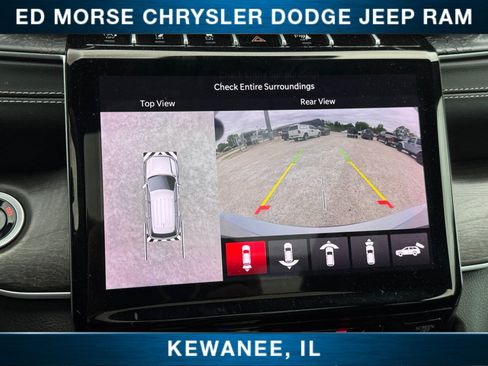 Used 2024 Jeep Grand Cherokee L Limited w/ Luxury Tech Group II AWD/4WD image 30