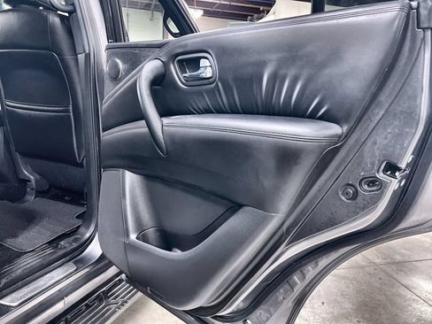 Used 2023 Nissan Armada SL w/ Midnight Edition Package RWD image 24