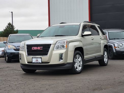 Used 2014 GMC Terrain SLT AWD/4WD image 3