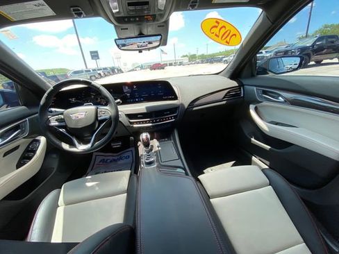Used 2025 Cadillac CT5 Sport w/ Technology Package AWD/4WD image 17