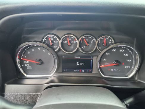 Used 2021 Chevrolet Silverado 1500 LT Trail Boss w/ Convenience Package II AWD/4WD image 15