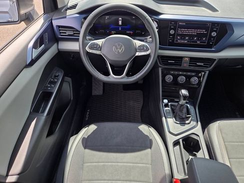 Certified 2023 Volkswagen Taos SE w/ Panoramic Sunroof Package FWD image 14