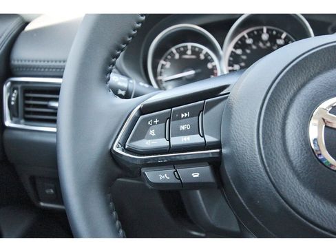 New 2025 MAZDA CX-5 AWD 2.5 S w/ Preferred Package image 14