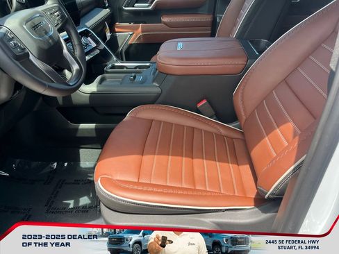 New 2026 GMC Sierra 2500 Denali Ultimate AWD/4WD image 9
