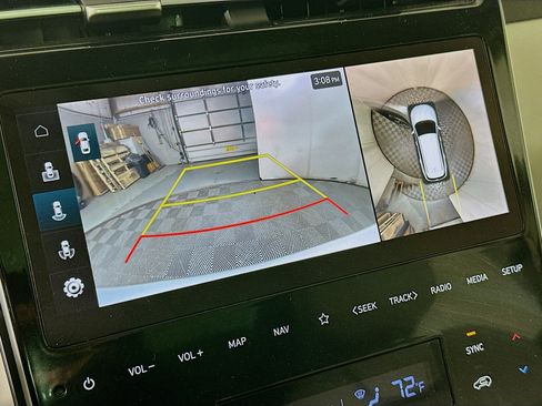 Certified 2023 Hyundai Tucson Limited w/ Cargo Package image 14