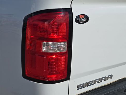 Used 2019 GMC Sierra 2500 SLT w/ Duramax Plus Package image 34