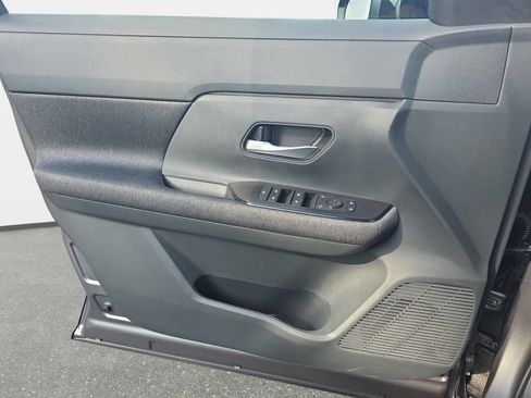 New 2026 Nissan Kicks SV w/ Cold Weather Package FWD image 25