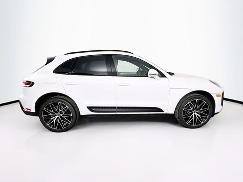 New 2026 Porsche Macan image 8