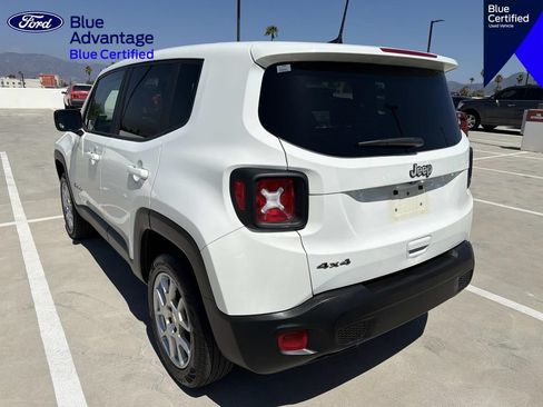 Used 2023 Jeep Renegade Latitude AWD/4WD image 12