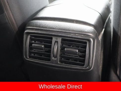 Used 2017 Nissan Rogue S AWD/4WD image 28