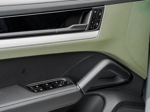 New 2026 Porsche Cayenne AWD/4WD image 11