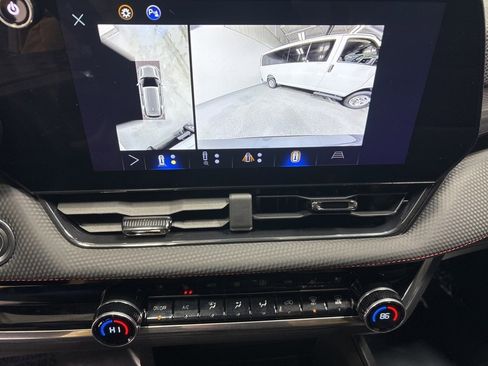 Used 2025 Chevrolet Equinox RS w/ Safety and Technology Package image 23