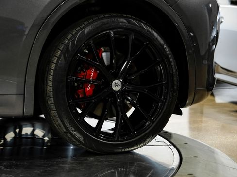 Used 2023 Maserati Grecale Modena image 60