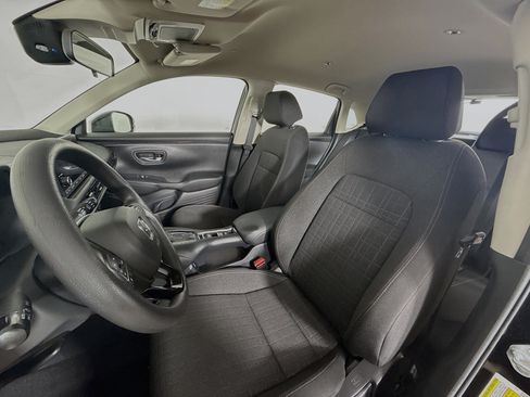 Used 2025 Honda HR-V LX image 24