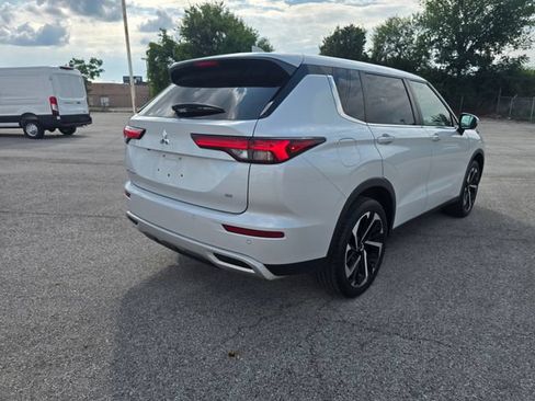 Used 2022 Mitsubishi Outlander SE AWD/4WD image 4