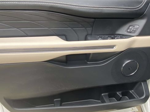 Used 2023 Ford Expedition Max Platinum RWD image 19