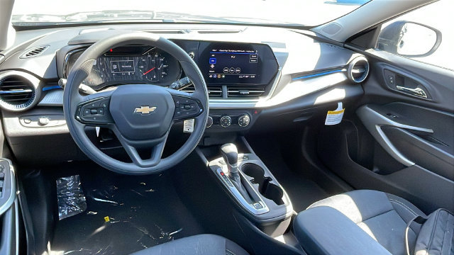 New 2026 Chevrolet Trax LS w/ Driver Confidence Package FWD image 15