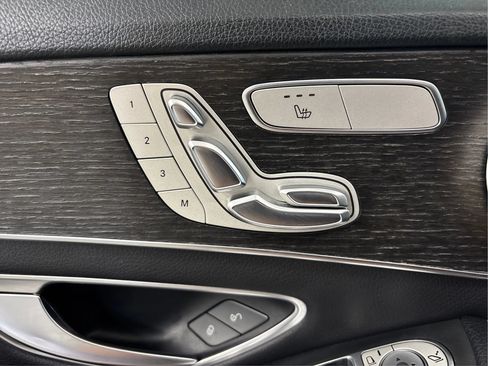 Used 2020 Mercedes-Benz C 300 4MATIC Sedan image 24