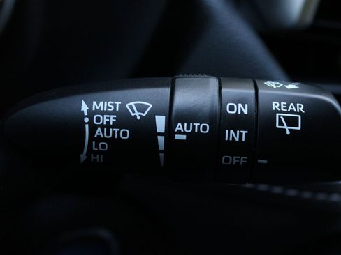 Used 2022 Toyota RAV4 XLE w/ Convenience Package AWD/4WD image 34