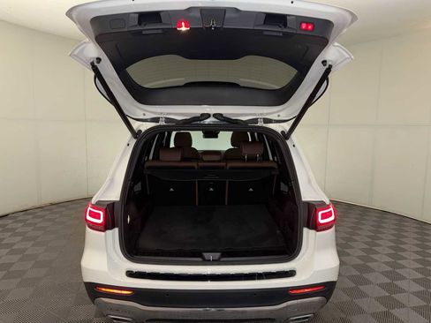 Used 2022 Mercedes-Benz GLB 250 GLB 250 image 23