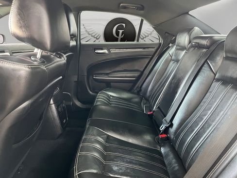 Used 2019 Chrysler 300 S image 13