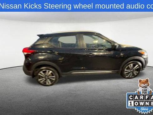 Used 2020 Nissan Kicks SR image 10