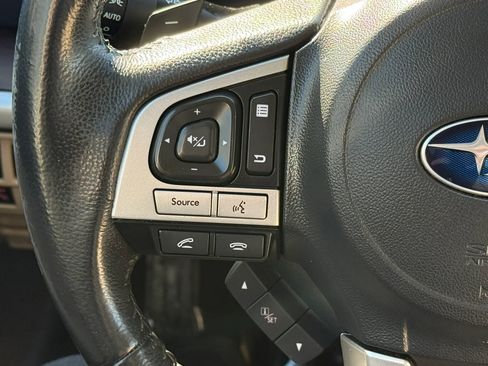 Used 2017 Subaru Outback 2.5i Limited image 32