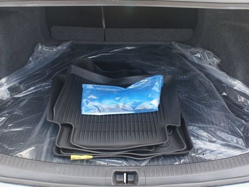 Used 2026 Toyota Corolla LE FWD image 15