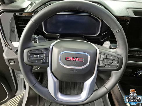 Certified 2026 GMC Sierra 1500 SLT w/ SLT Convenience Package AWD/4WD image 11