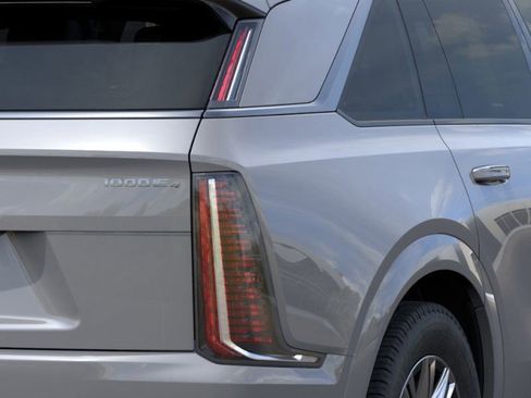 New 2026 Cadillac Escalade IQ Luxury 1 image 11