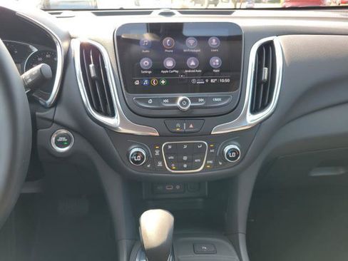Used 2024 Chevrolet Equinox LT FWD image 15