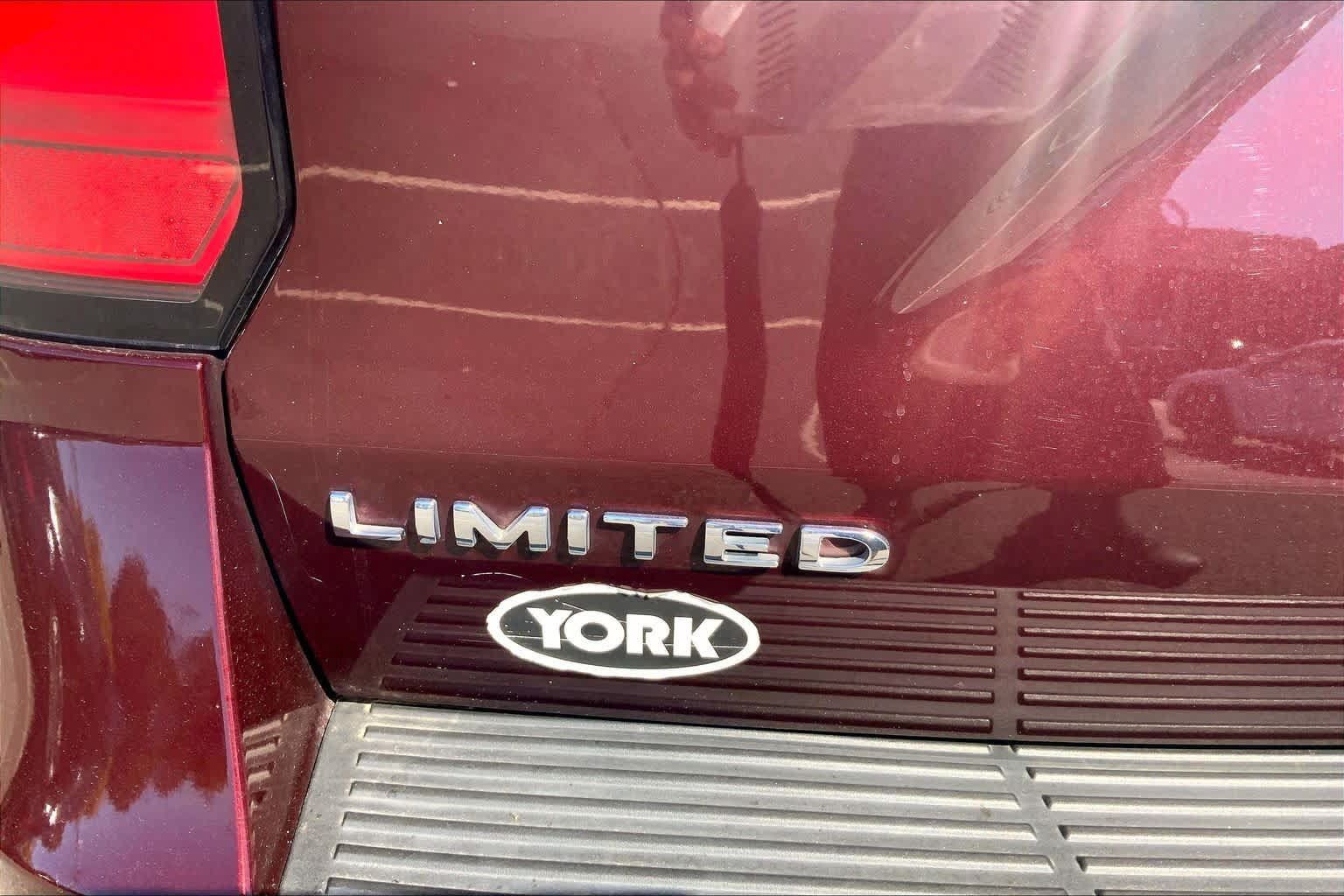 Used 2021 Ford Expedition Limited AWD/4WD image 10