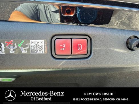 New 2026 Mercedes-Benz E 53 AMG e 4MATIC Sedan image 21