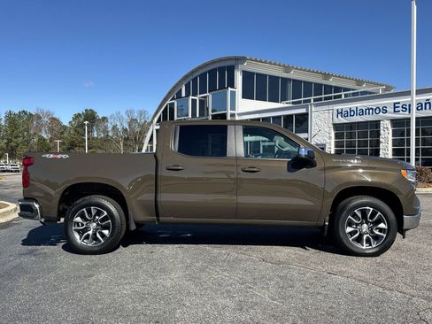 Used 2024 Chevrolet Silverado 1500 LT image 11