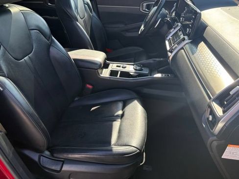 Used 2021 Kia Sorento EX FWD image 20