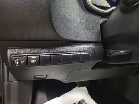 Used 2021 Toyota Corolla XSE FWD image 26