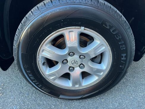 Used 2002 Toyota Highlander GREAT VALUE AWD image 18