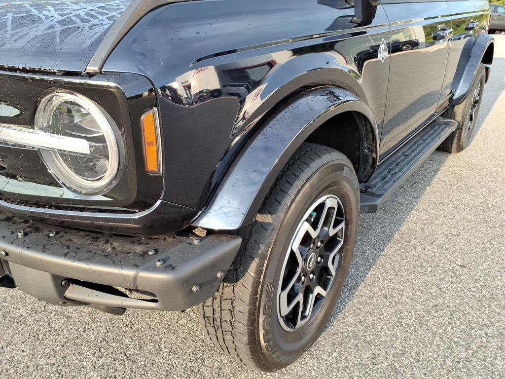 Used 2021 Ford Bronco Outer Banks AWD/4WD image 8