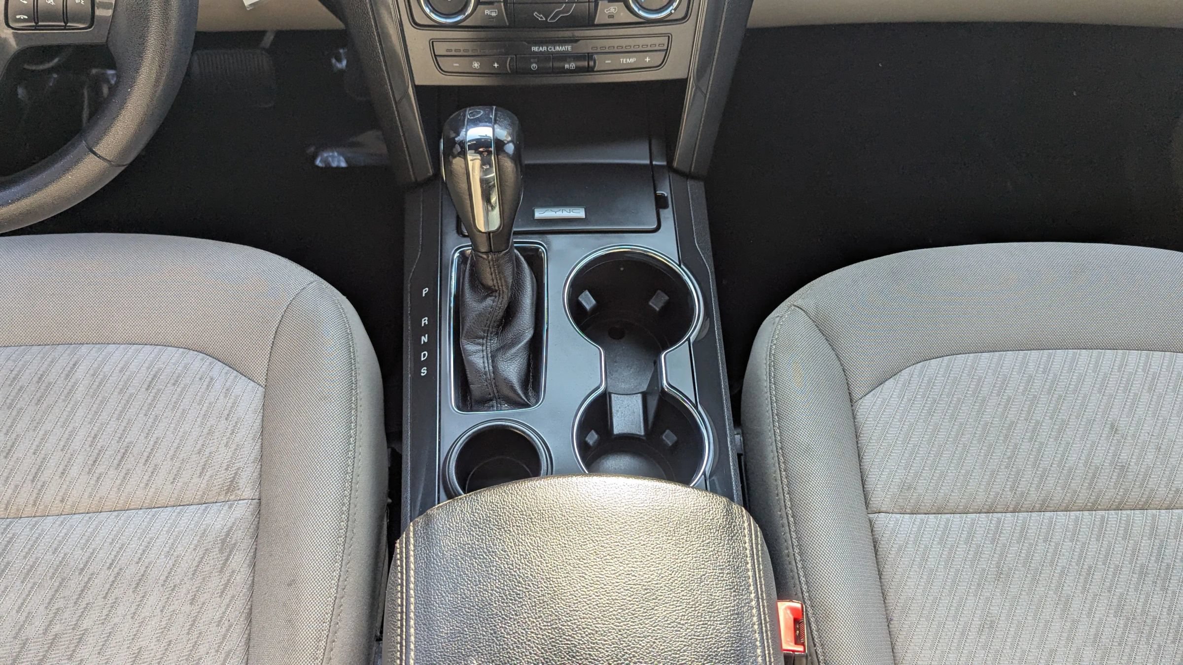 Used 2018 Ford Explorer FWD image 16